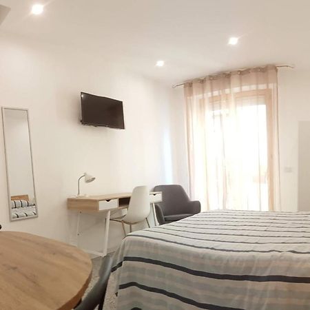 Cinghiale Bianco Apartment Cagliari Luaran gambar