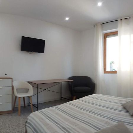 Cinghiale Bianco Apartment Cagliari Luaran gambar
