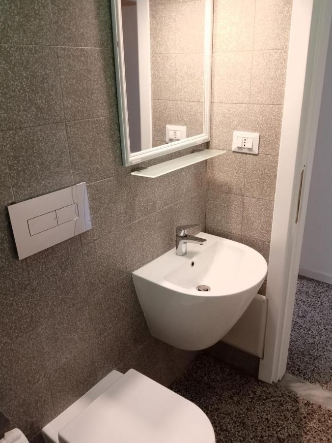 Cinghiale Bianco Apartment Cagliari Luaran gambar