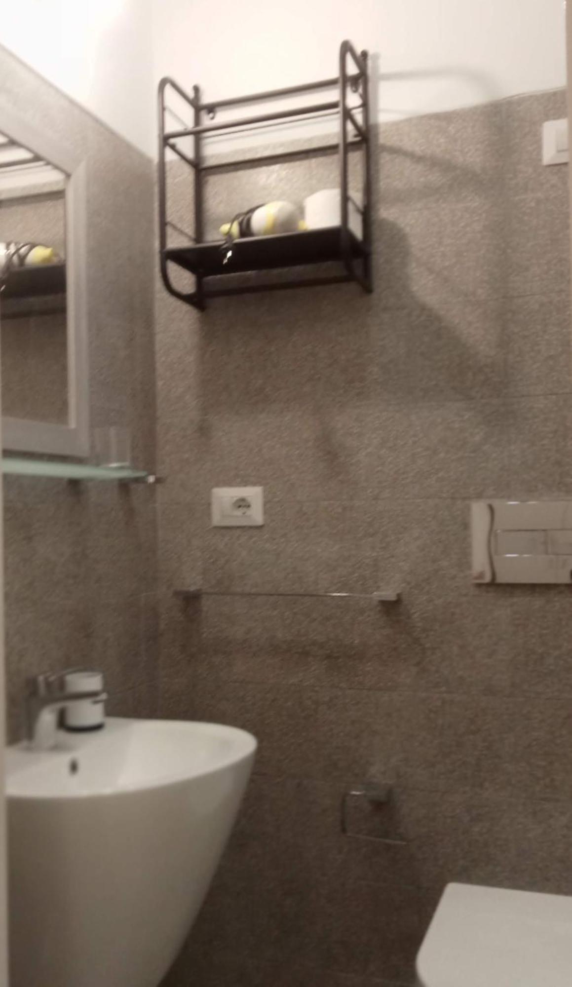 Cinghiale Bianco Apartment Cagliari Bilik gambar